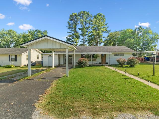 House for sale in Adairville, Kentucky