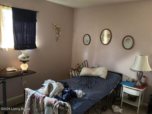 House for sale in Cecilia, Kentucky
