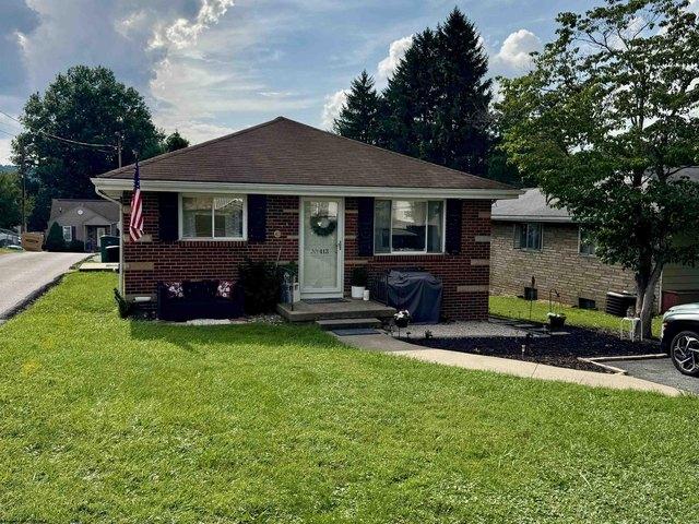 House for sale in Bridgeport, West Virginia