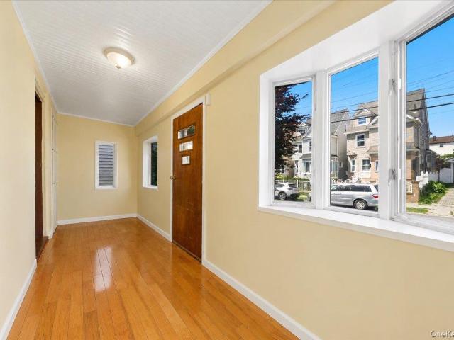 House for sale in Mount Vernon, New York