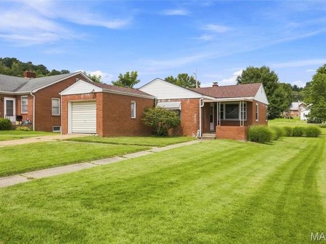House for sale in Gasconade, Missouri
