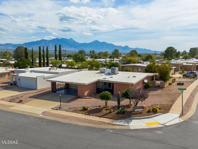 House for sale in Green Valley, Arizona
