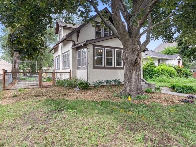 House for sale in Hennepin, Minnesota