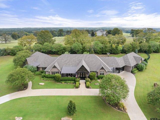 House for sale in Tyler, Smith County