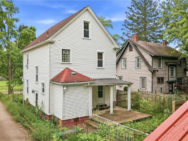 House for sale in Youngstown, Ohio