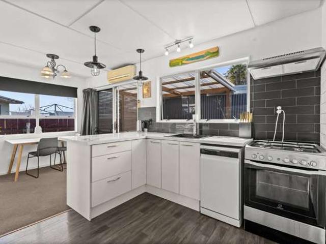 Apartment for sale in Clive