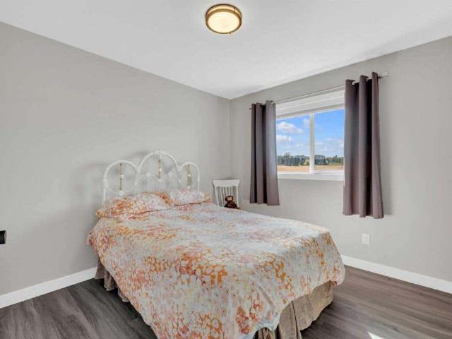 Townhouse for sale in Sylvan Lake, Alberta