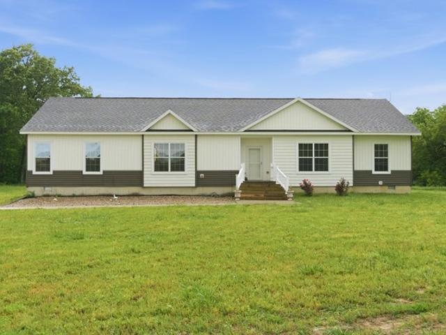 House for sale in Fair Play, Missouri