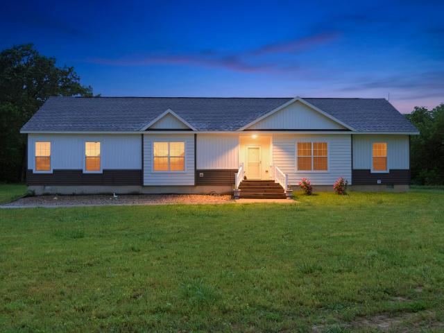 House for sale in Fair Play, Missouri