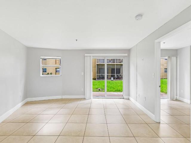Apartment for rent in Dania, Florida