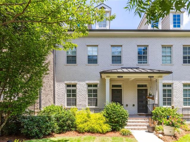 Townhouse for sale in Sandy Springs, Fulton County