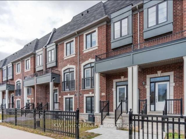 Townhouse for rent in Woburn, Ontario