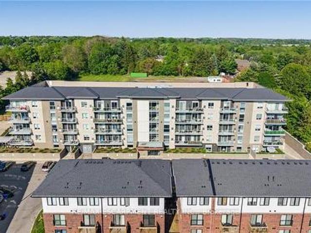 Condo for sale in Ancaster, Ontario