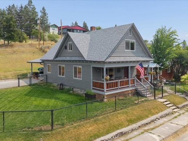 House for sale in Eureka, Montana