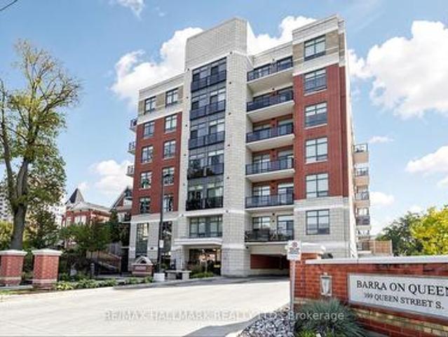 Condo for sale in Mill Courtland Woodside Park, Kitchener