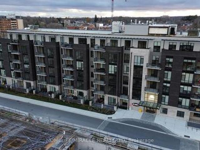 Condo for sale in Georgetown, Ontario