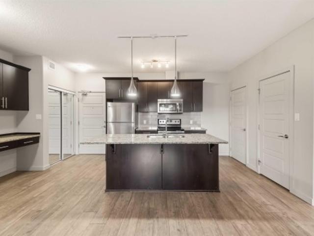 Condo for sale in Schonsee, Edmonton