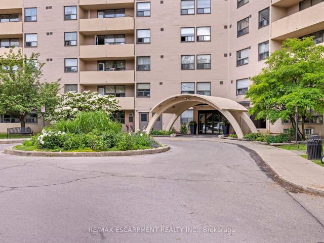 Condo for sale in Burlington, Ontario
