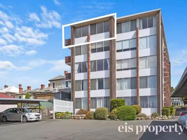 Apartment for rent in Sandy Bay, Tasmania