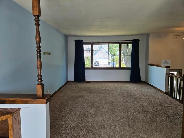 House for sale in Mchenry, Illinois