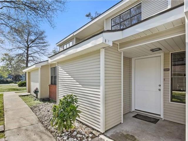 Condo for sale in Mandeville, Louisiana