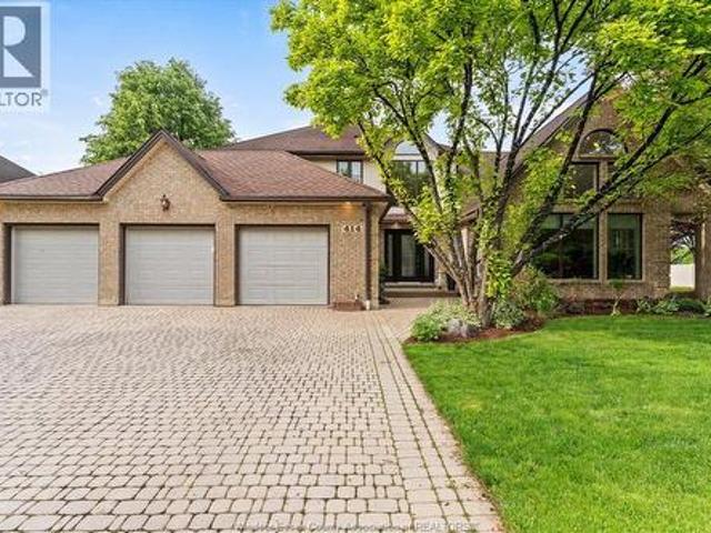 House for sale in Lakeshore, Ontario