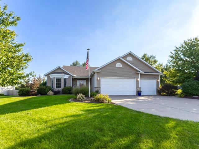House for sale in Blue Grass, Iowa