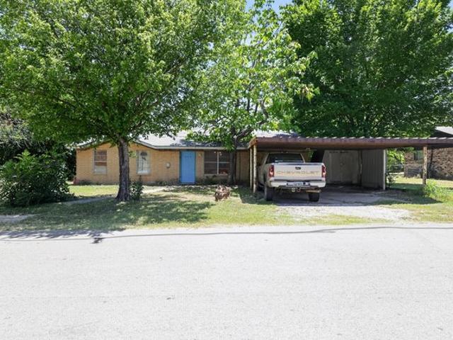 House for sale in Wise, Texas