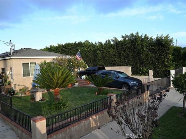 House for sale in Canoga Park, California