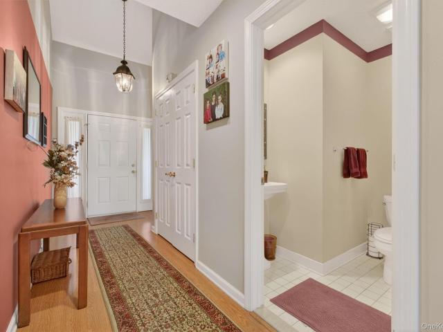 Condo for sale in Amawalk, New York