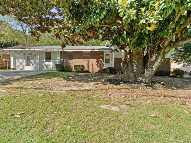 House for sale in Kathleen, Georgia