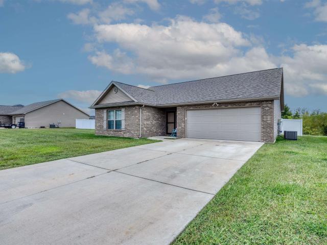 House for sale in Chandler, Warrick County