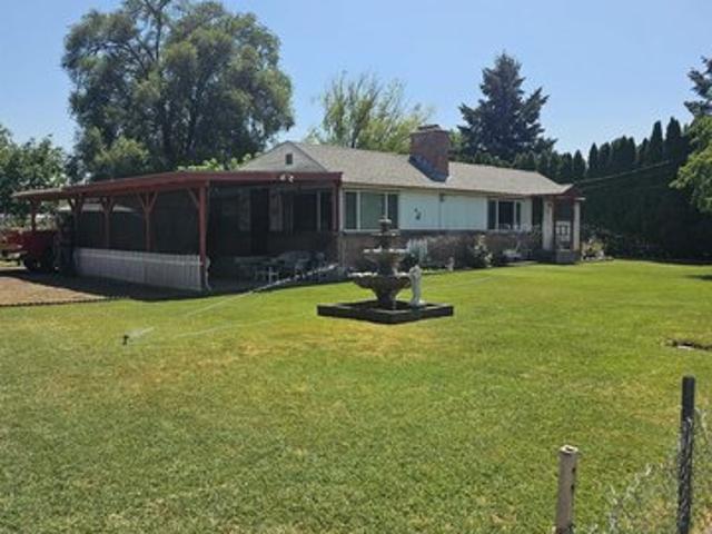 House for sale in Granger, Yakima County