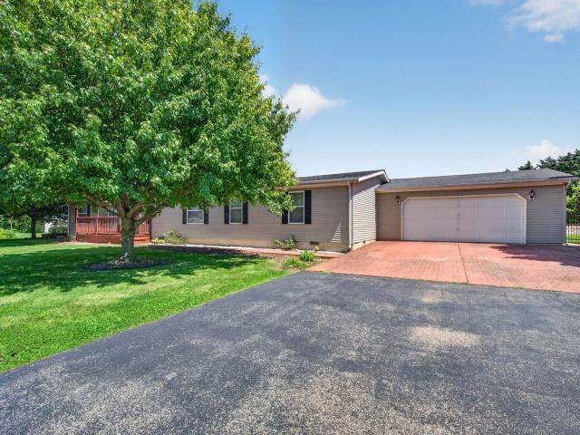 House for sale in Gardner, Illinois