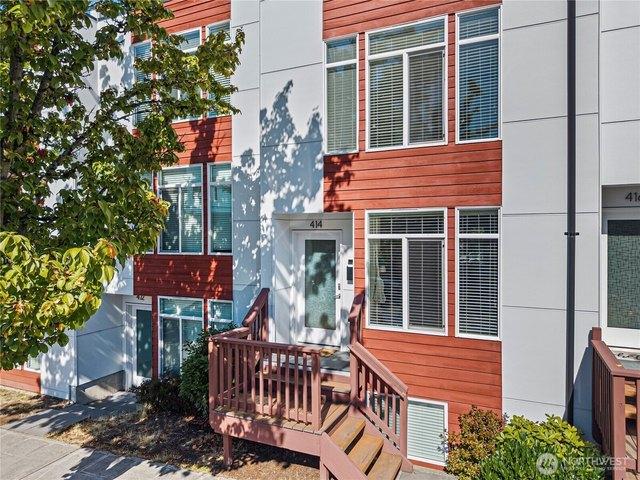Townhouse for sale in Seattle, Washington