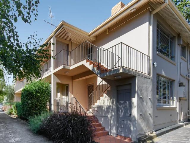 Apartment for rent in Melbourne