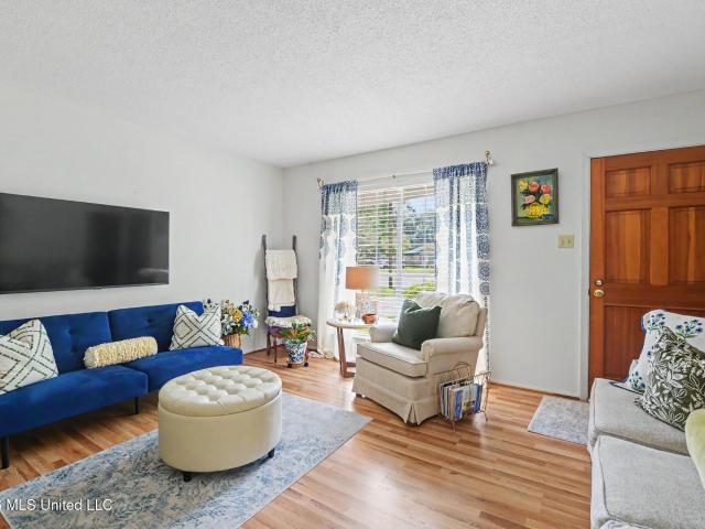 House for sale in Ocean Springs, Mississippi