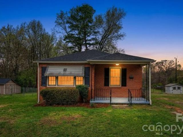 House for sale in Stanley, North Carolina