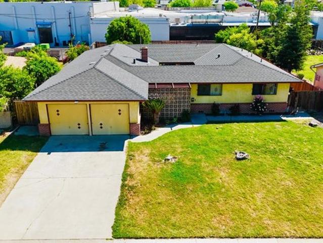 House for sale in Kerman, California