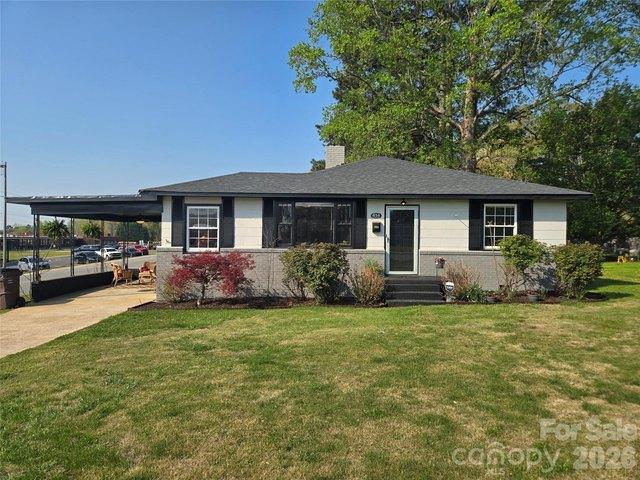 House for sale in Blacksburg, South Carolina