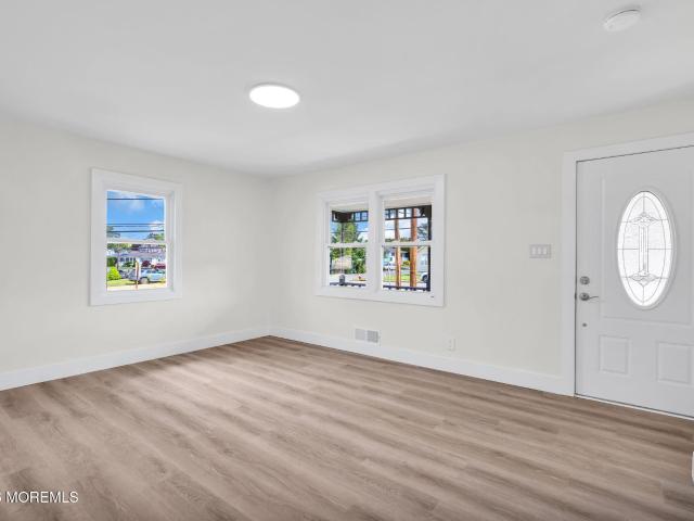 House for sale in Sayreville, New Jersey