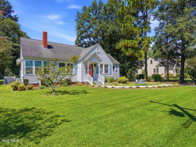 House for sale in Wallace, North Carolina