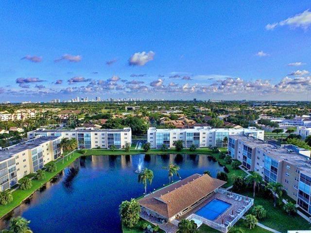 Condo for sale in Dania, Florida