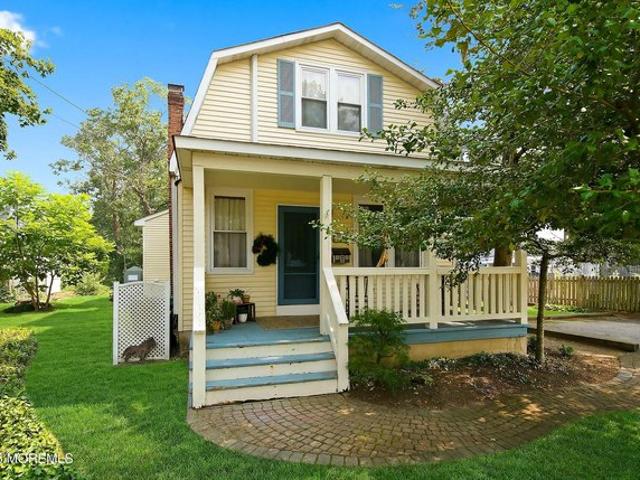 House for sale in Pine Beach, New Jersey