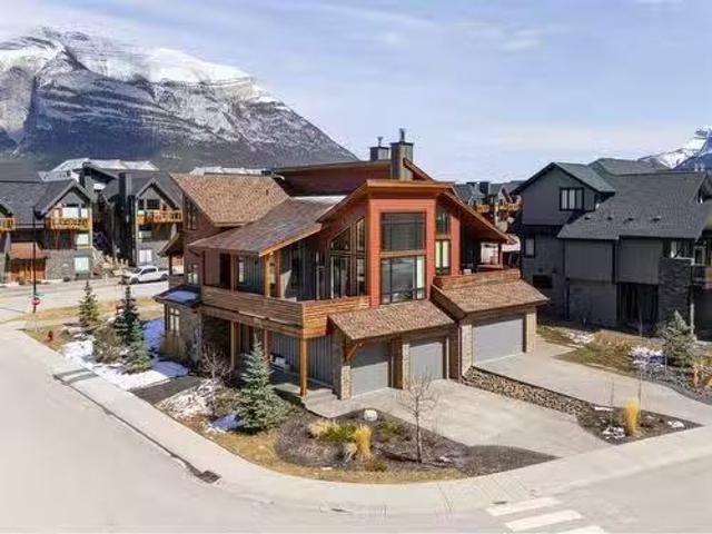 House for sale in Alberta