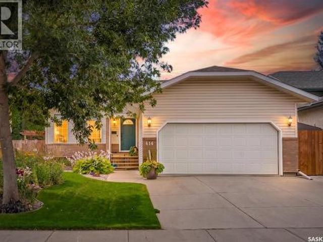 House for sale in Saskatoon, Saskatchewan