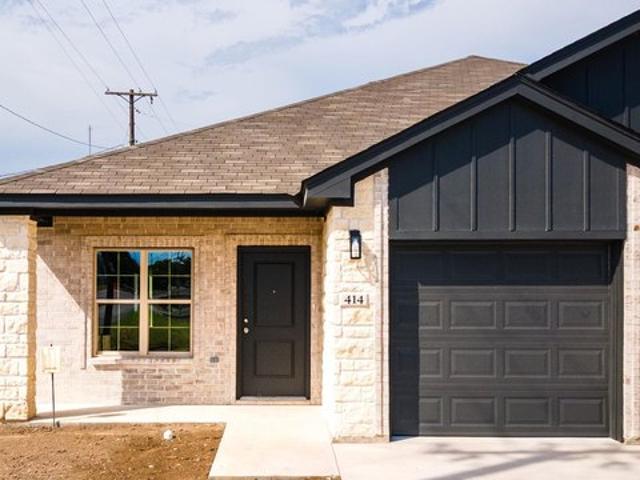 Townhouse for sale in Briggs, Texas