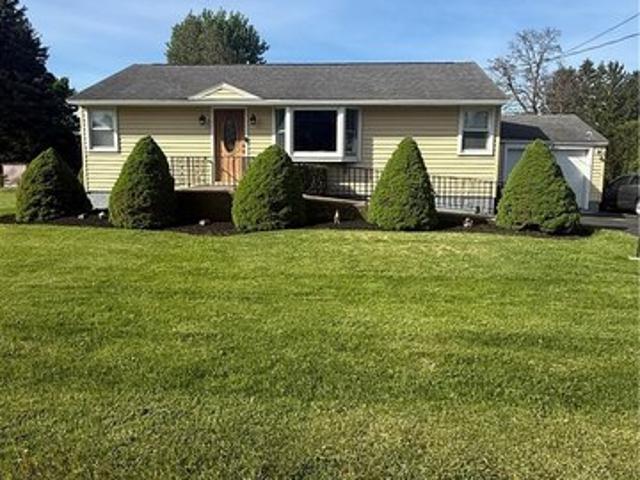 House for sale in Canastota, New York
