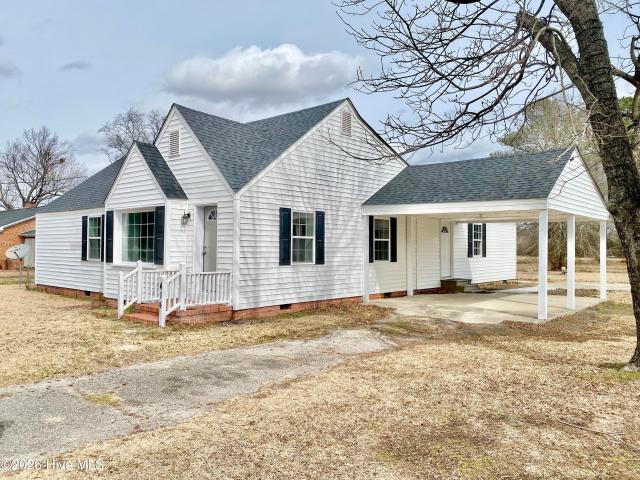 House for sale in Micro, North Carolina
