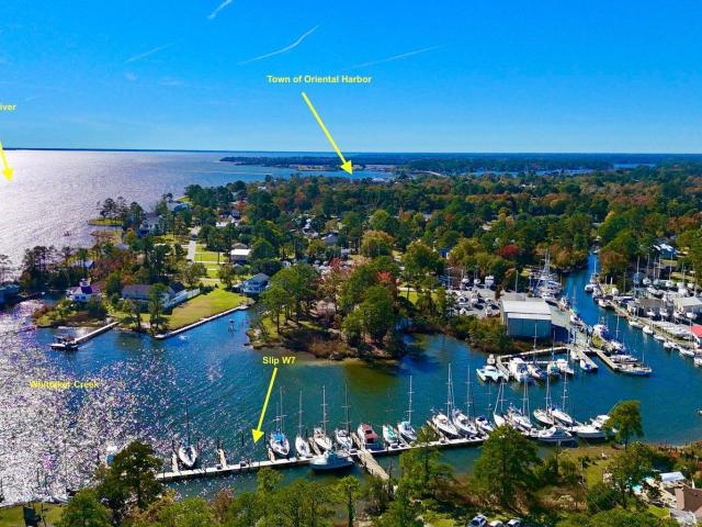 House for sale in Oriental, North Carolina